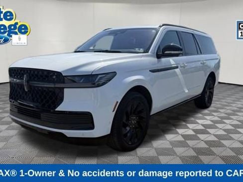 Used 2025 Lincoln Navigator L Reserve w/ Jet Appearance Package AWD/4WD image 1
