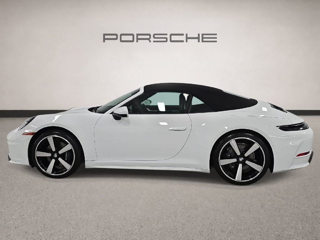 Used 2026 Porsche 911 Carrera RWD image 2