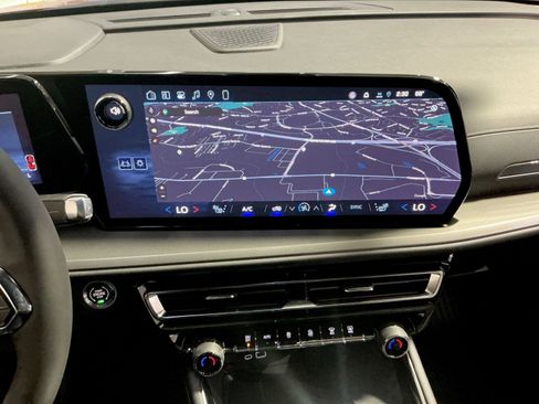 New 2026 Chevrolet Traverse LT w/ Enhanced Driving Package image 28