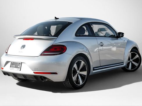 Used 2014 Volkswagen Beetle R-Line FWD image 6