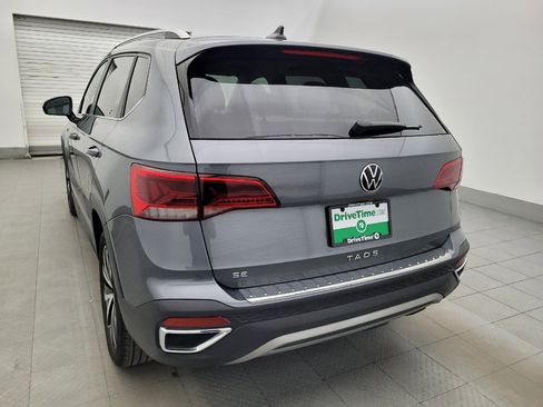 Used 2023 Volkswagen Taos SE FWD image 5