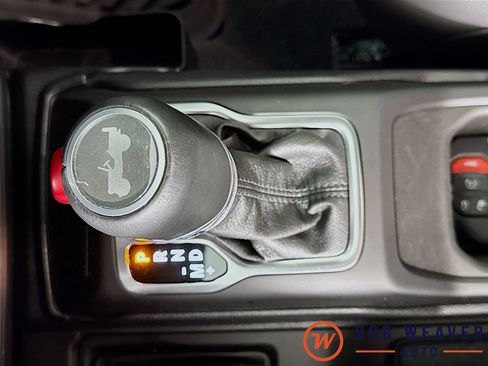 Used 2023 Jeep Wrangler Unlimited Sahara AWD/4WD image 20