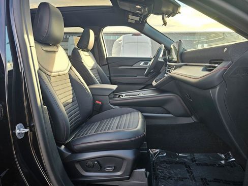 New 2026 Ford Explorer ST-Line AWD/4WD image 15