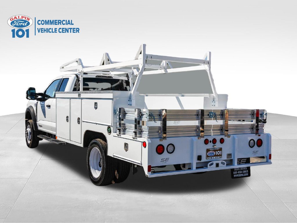 New 2025 Ford F550 4x4 SuperCab Super Duty image 6