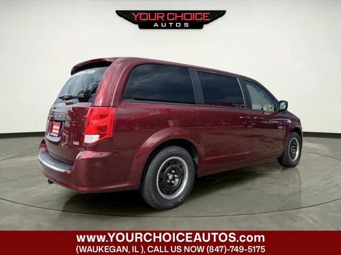 Used 2018 Dodge Grand Caravan SE w/ UConnect Hands-Free Group FWD image 5