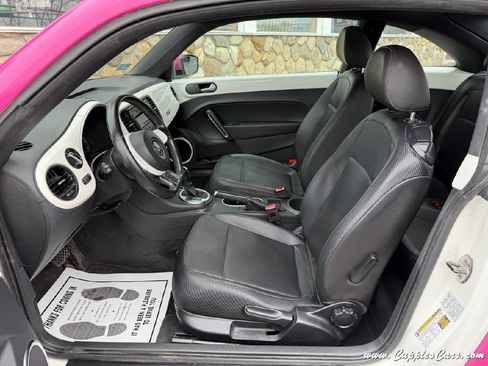 Used 2012 Volkswagen Beetle 2.5 image 4