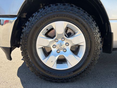 Used 2022 RAM 1500 Big Horn AWD/4WD image 11