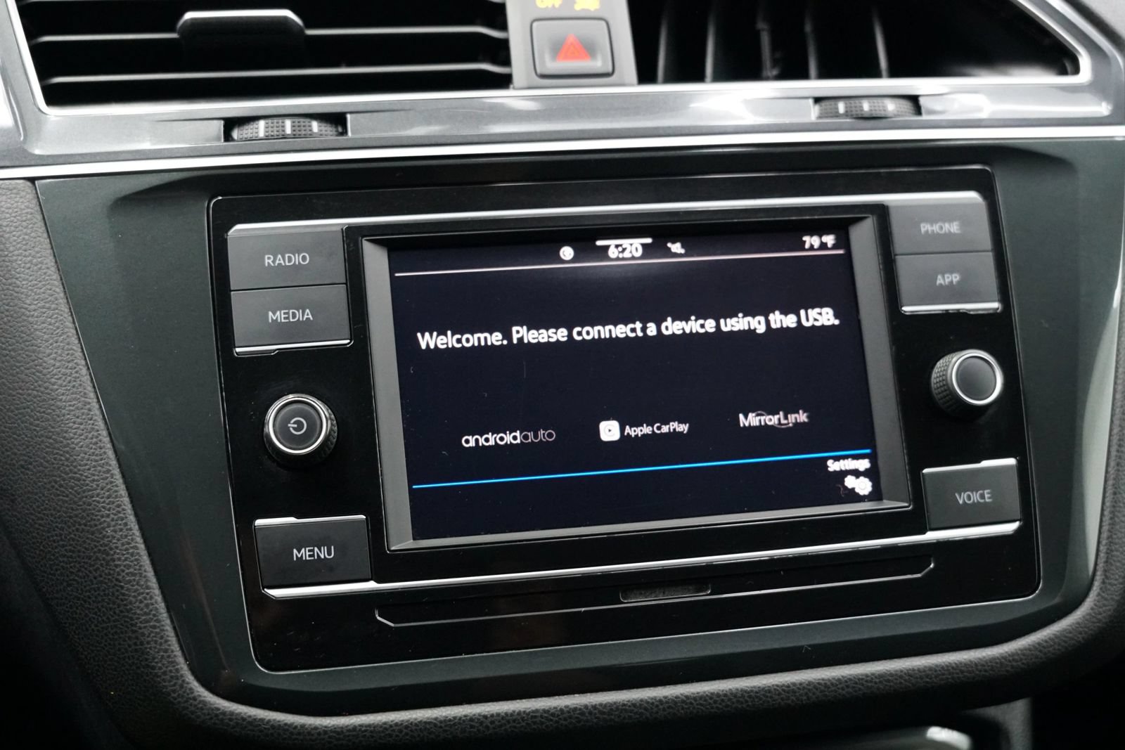 Used 2020 Volkswagen Tiguan S FWD image 19