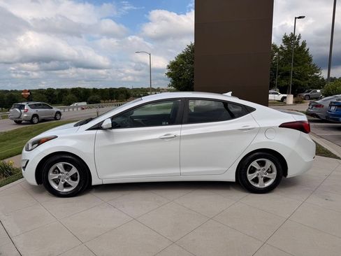 Used 2015 Hyundai Elantra SE FWD image 6