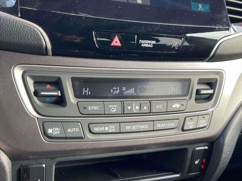 Used 2020 Honda Pilot EX image 30