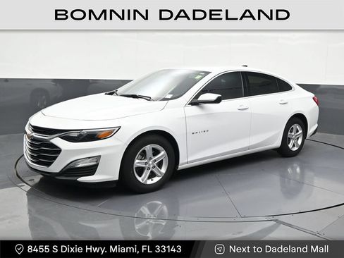Used 2024 Chevrolet Malibu LS FWD image 1