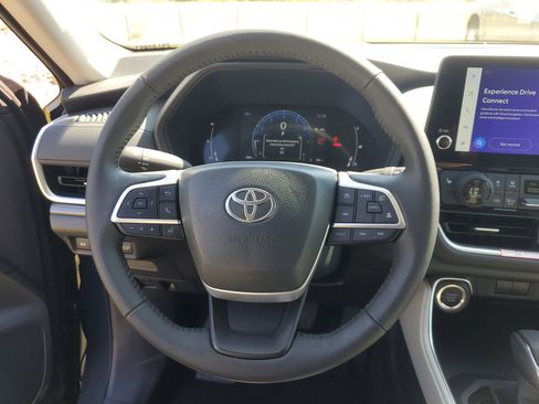 New 2026 Toyota Grand Highlander XLE AWD/4WD image 25