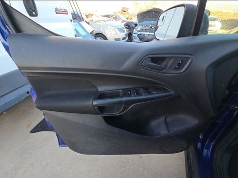 Used 2018 Ford Transit Connect XL image 15