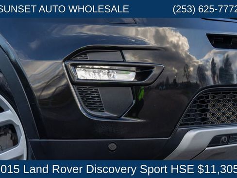 Used 2015 Land Rover Discovery Sport HSE AWD/4WD image 34