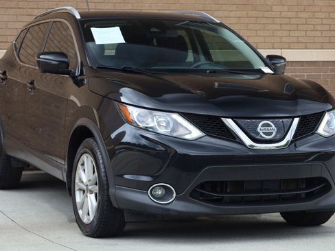 Used 2019 Nissan Rogue Sport SV w/ Technology Package FWD image 6