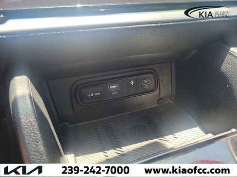 Certified 2023 Kia Sportage EX FWD image 33