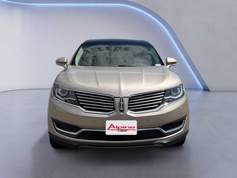 Used 2017 Lincoln MKX Reserve w/ Driver Assistance Package AWD/4WD image 8