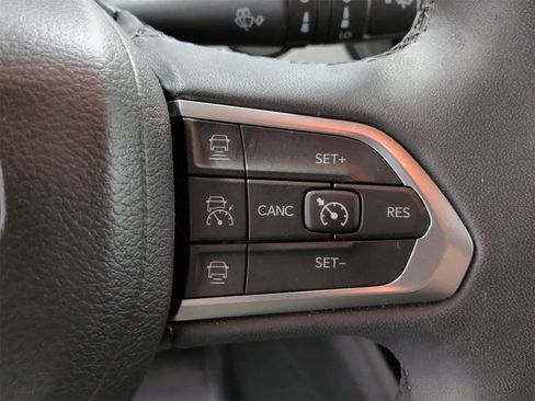 Certified 2023 Jeep Compass Limited image 25