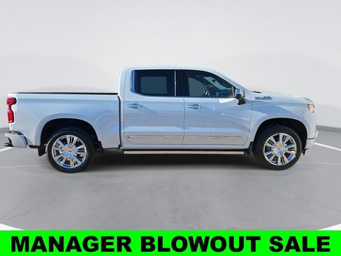New 2026 Chevrolet Silverado 1500 High Country AWD/4WD image 2