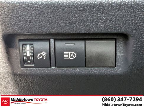 Certified 2025 Toyota RAV4 XLE AWD/4WD image 18