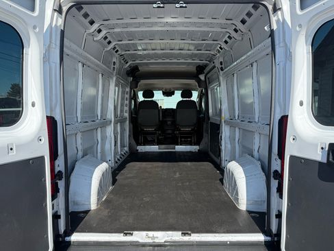 Used 2023 RAM ProMaster 2500 image 25