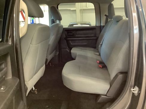 Used 2015 RAM 1500 Express AWD/4WD image 14