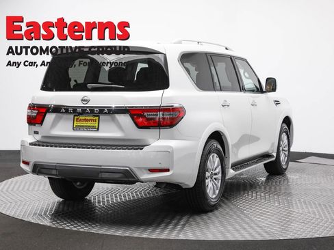 Used 2024 Nissan Armada SV image 5