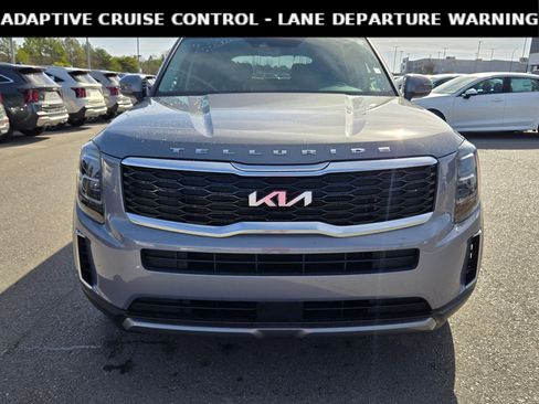 Used 2022 Kia Telluride EX w/ EX Premium Package image 2