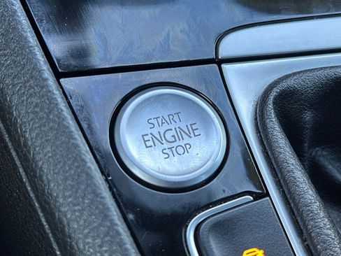 Used 2019 Volkswagen GTI SE w/ SE Experience Package image 22