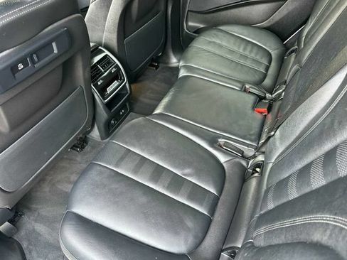 Used 2022 BMW X7 xDrive40i AWD/4WD image 14