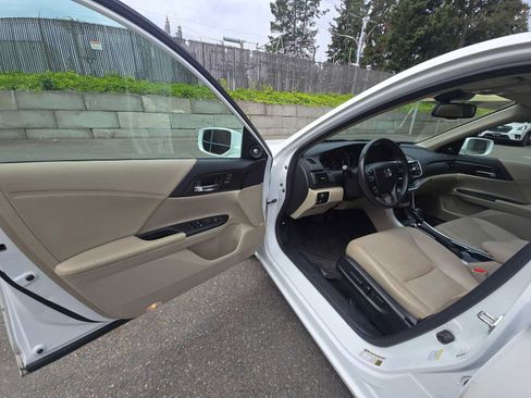 Used 2015 Honda Accord EX-L image 20