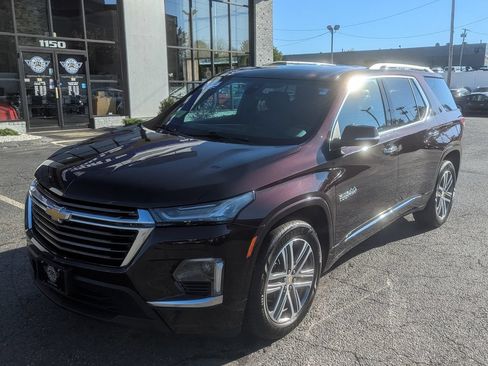 Used 2022 Chevrolet Traverse High Country AWD/4WD image 2