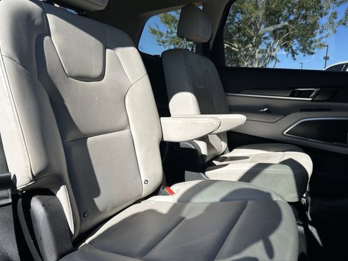 Used 2020 Kia Telluride S image 15