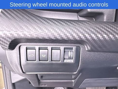 Used 2025 Subaru Ascent Premium image 38