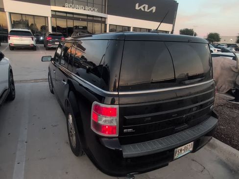 Used 2018 Ford Flex SEL w/ Equipment Group 202A FWD image 11