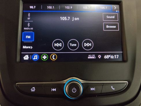 Used 2020 Chevrolet Equinox LT image 25