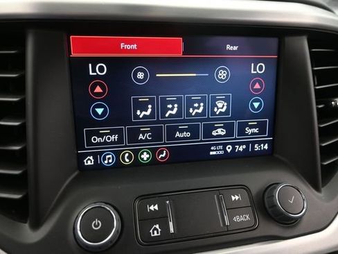 Used 2023 GMC Acadia SLE w/ Driver Convenience Package FWD image 37