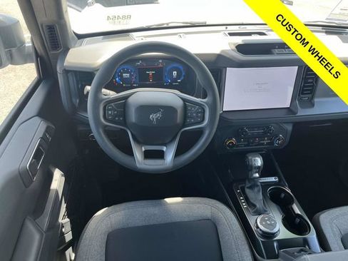 New 2025 Ford Bronco 4-Door AWD/4WD image 10