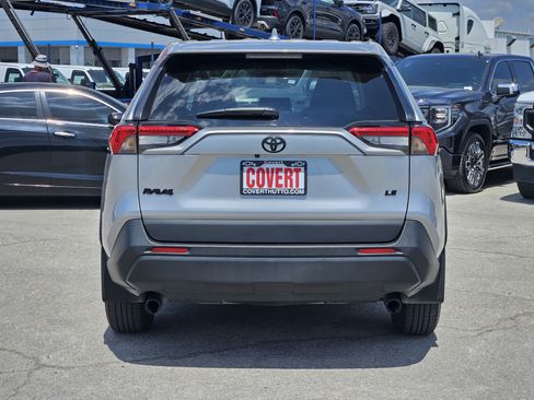 Used 2023 Toyota RAV4 LE FWD image 6