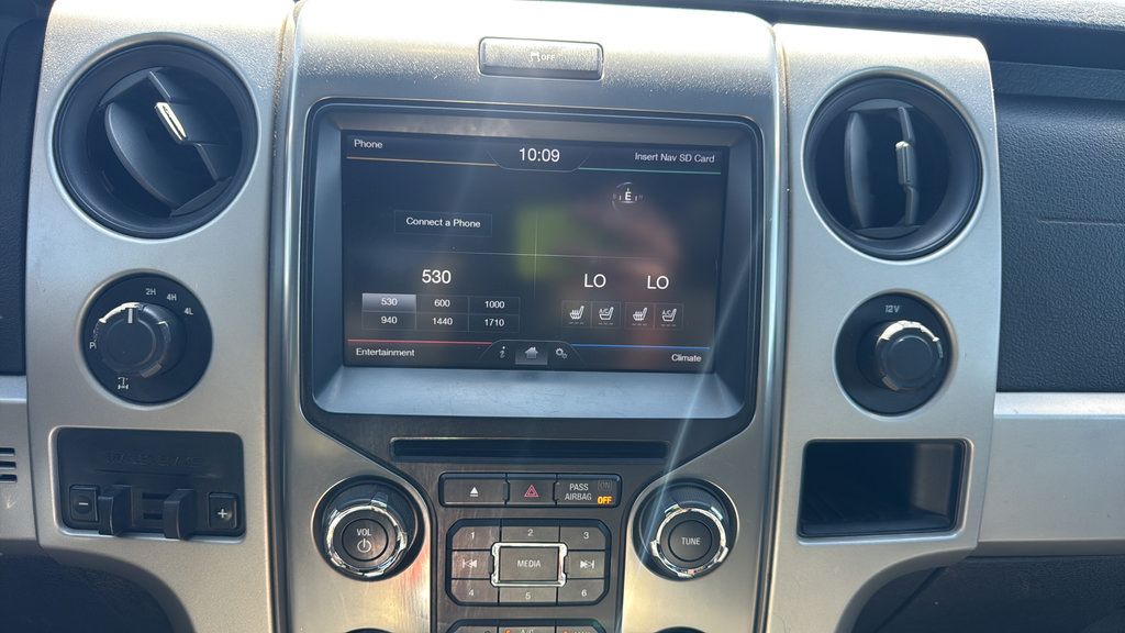 Used 2013 Ford F150 Raptor w/ Luxury Equipment Group AWD/4WD image 25