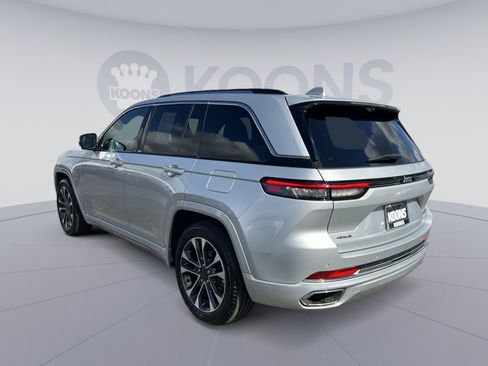 Used 2023 Jeep Grand Cherokee Overland w/ Adv Protech Group III image 4