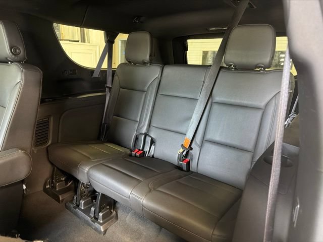 Used 2024 Chevrolet Suburban LT w/ LT Signature Plus Package AWD/4WD image 34