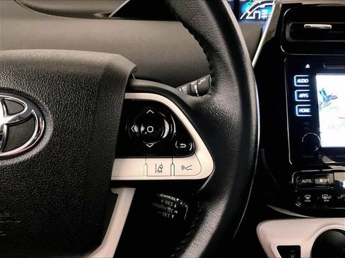 Used 2017 Toyota Prius Prime Plus w/ Carpet Mat Package FWD image 18