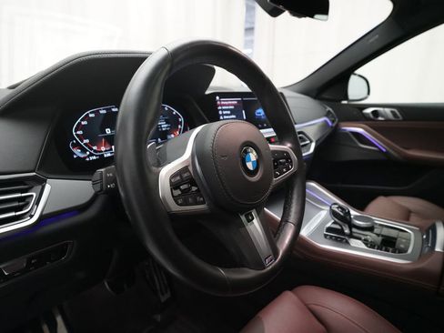 Used 2020 BMW X6 M50i w/ Premium Package AWD/4WD image 8