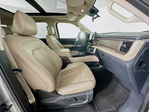 Used 2024 Ford Expedition Max Limited image 34