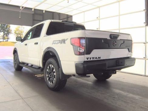 Used 2020 Nissan Titan PRO-4X w/ Pro-4x Convenience Package image 5