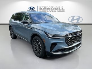 Used 2025 Lincoln Nautilus Premier video 1