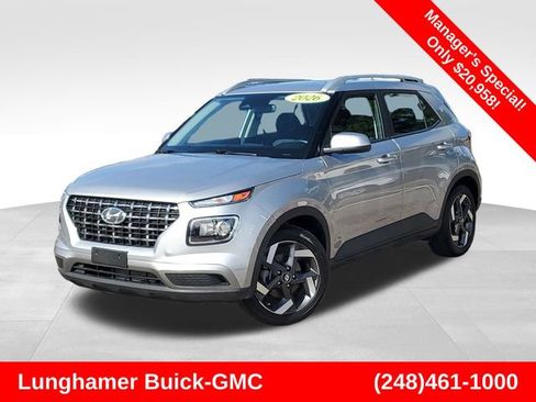 Used 2026 Hyundai Venue SEL FWD image 1