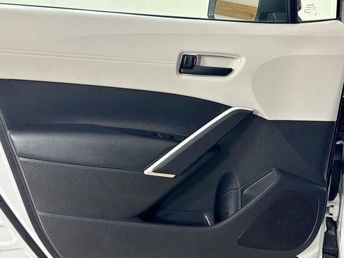 Certified 2025 Toyota Corolla Cross L image 11