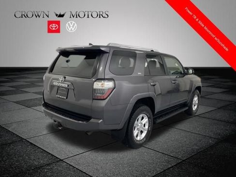 Used 2016 Toyota 4Runner SR5 Premium AWD/4WD image 6